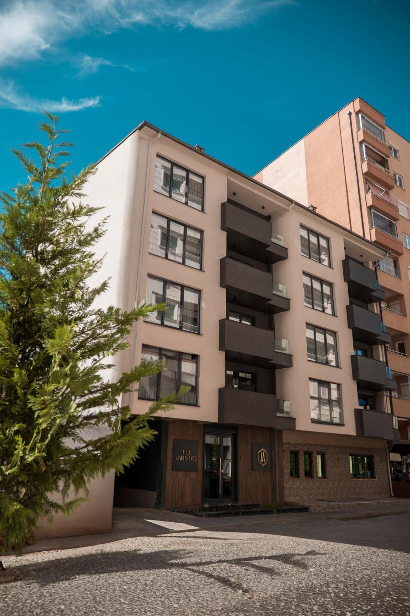 Lux Apartments Prishtinë Luaran gambar